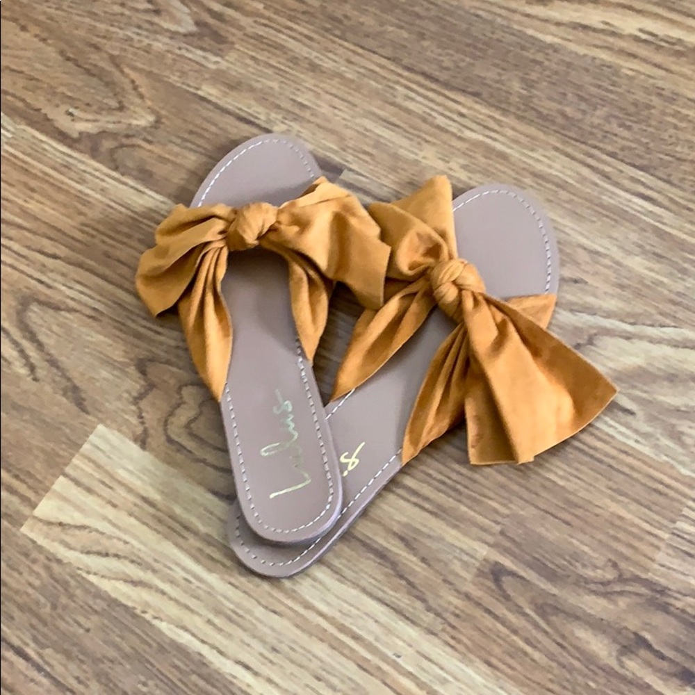 Lulus flat sandal